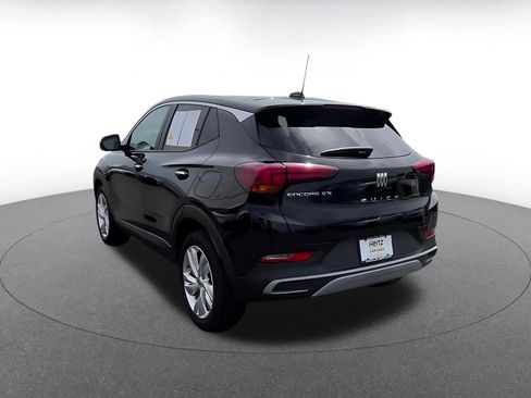 Used 2025 Buick Encore GX Preferred FWD image 11