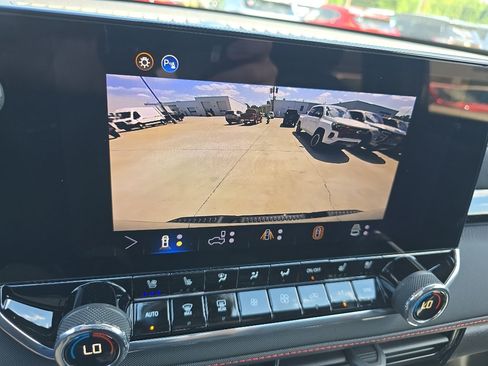New 2026 Chevrolet Colorado Z71 w/ Technology Package AWD/4WD image 25