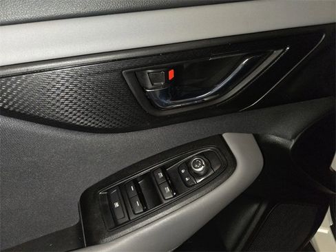 Used 2024 Subaru Outback Premium image 13