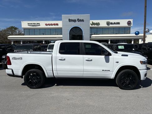 New 2026 RAM 1500 Laramie w/ Laramie Preferred Package AWD/4WD image 6