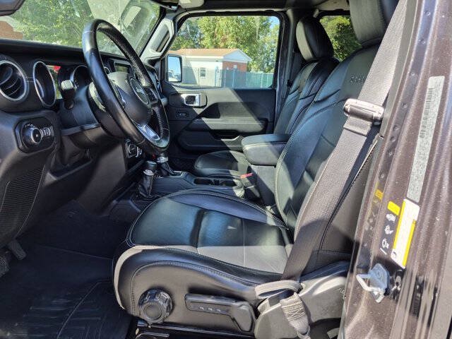 Used 2020 Jeep Wrangler Unlimited Sahara AWD/4WD image 15