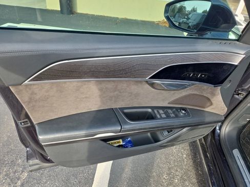 Used 2019 Audi A8 L 3.0T image 6