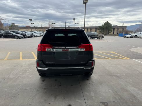 Used 2017 GMC Terrain SLE w/ Convenience Package image 5