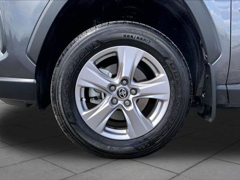 Certified 2025 Toyota RAV4 XLE AWD/4WD image 11
