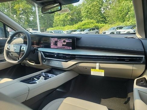 Used 2025 Nissan Murano SL w/ Cargo Package image 15