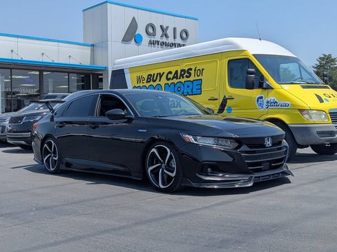 Used 2022 Honda Accord Sport image 1