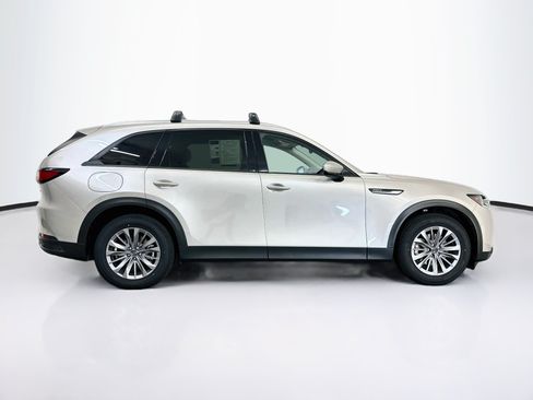 Used 2025 MAZDA CX-90 Plug-In Hybrid w/ Preferred AWD/4WD image 10