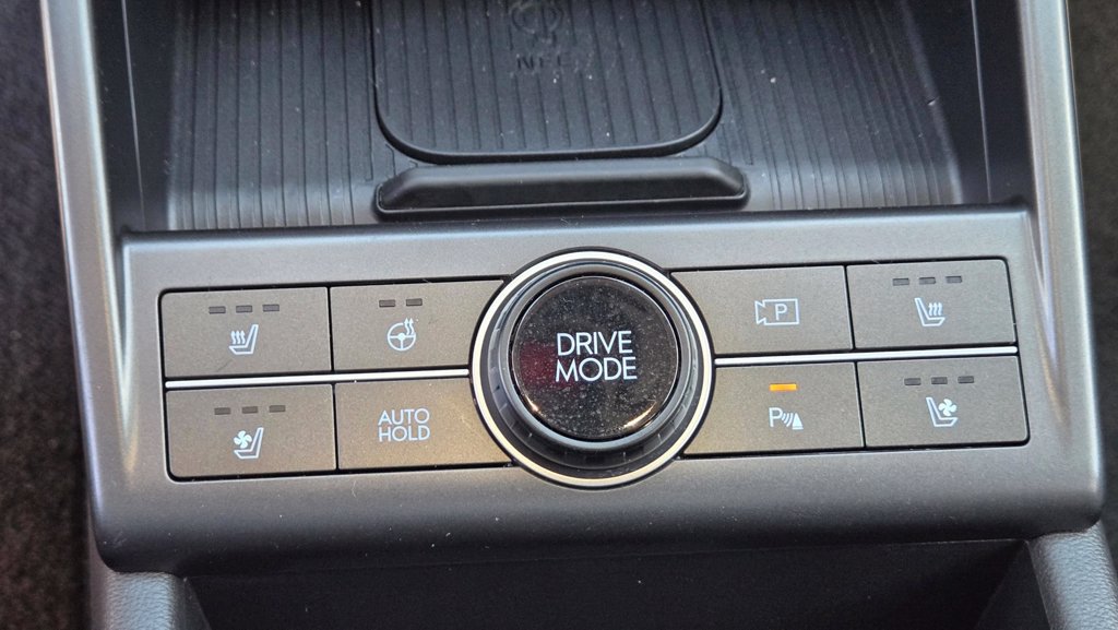 Used 2026 Hyundai Kona Limited FWD image 25