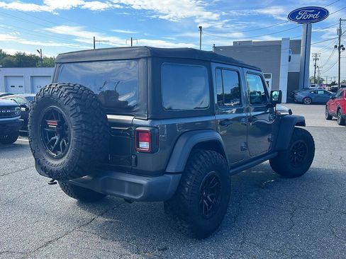 Used 2018 Jeep Wrangler Unlimited Sport S image 5
