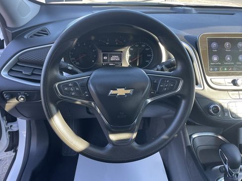Certified 2024 Chevrolet Malibu LT image 24