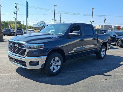 New 2025 RAM 1500 Big Horn AWD/4WD image 4