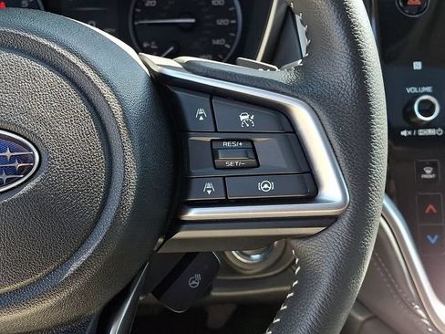 Used 2025 Subaru Outback Limited AWD/4WD image 25