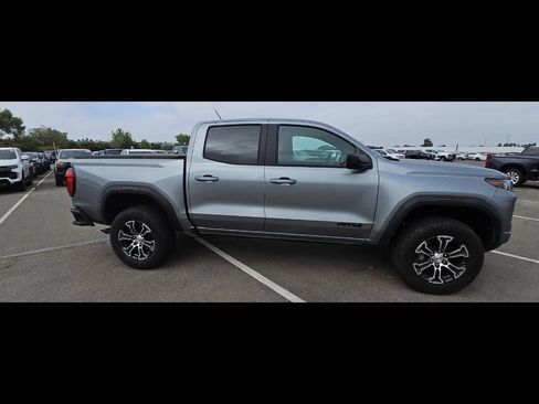 Used 2024 GMC Canyon AT4 AWD/4WD image 6