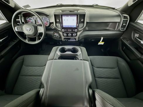New 2026 RAM 1500 Express AWD/4WD image 9