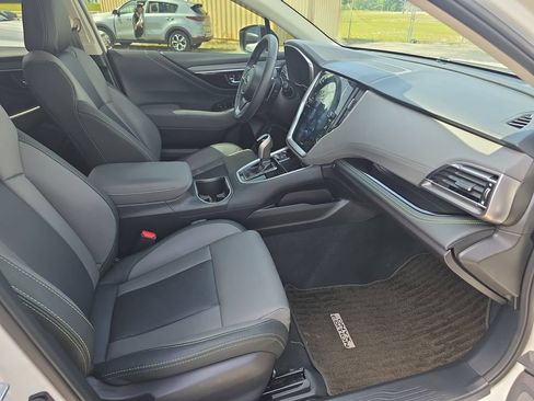 Certified 2023 Subaru Outback Onyx Edition AWD/4WD image 10