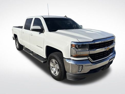 Used 2018 Chevrolet Silverado 1500 LT w/ All Star Edition image 2