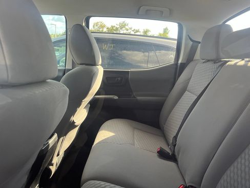 Used 2021 Toyota Tacoma SR5 RWD image 10