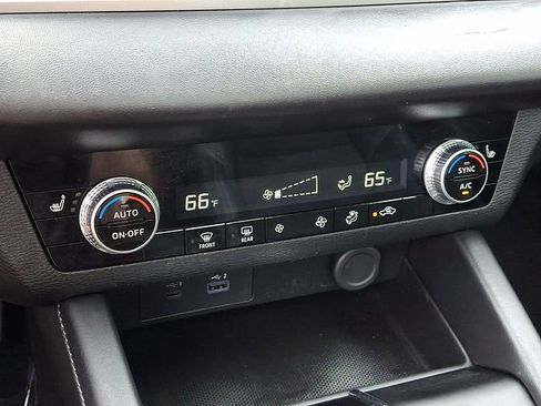 Used 2023 Mitsubishi Outlander SE FWD image 19