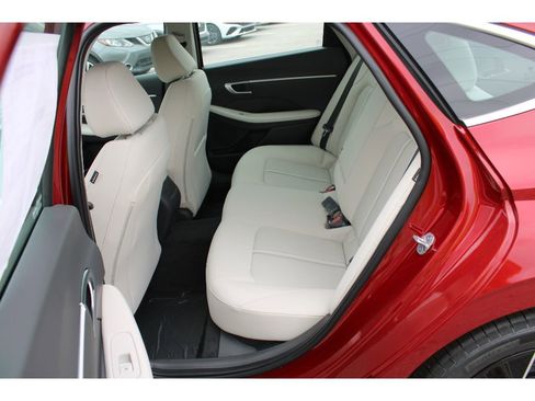 Certified 2024 Hyundai Sonata SEL image 13