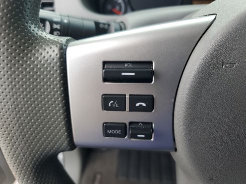 Certified 2021 Nissan Frontier SV image 16