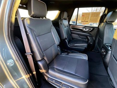 Used 2023 Chevrolet Tahoe Premier image 24