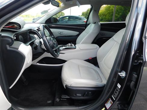Used 2022 Hyundai Tucson Limited w/ Cargo Package AWD/4WD image 13