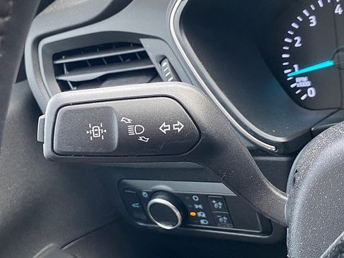 Used 2022 Ford Escape SE w/ Convenience Package image 50