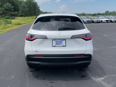 New 2026 Honda HR-V LX image 7