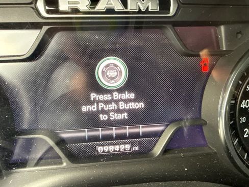 Used 2021 RAM 1500 Lone Star AWD/4WD image 10