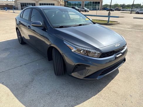 Used 2024 Kia Forte LX FWD image 17