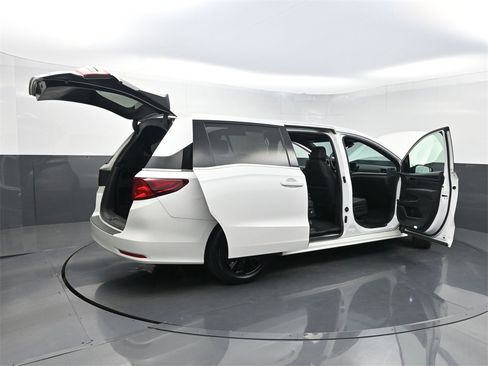 Used 2023 Honda Odyssey Sport image 41