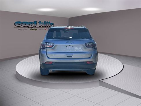 Certified 2023 Jeep Compass Limited image 4