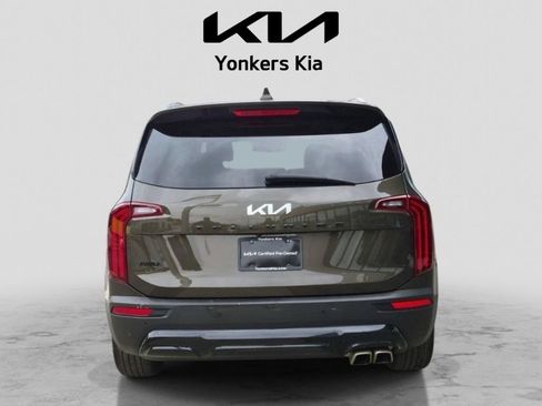Certified 2022 Kia Telluride EX w/ EX Premium Package AWD/4WD image 7