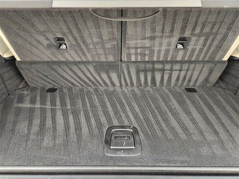 Used 2020 BMW X7 M50i w/ Dynamic Handling Package image 32