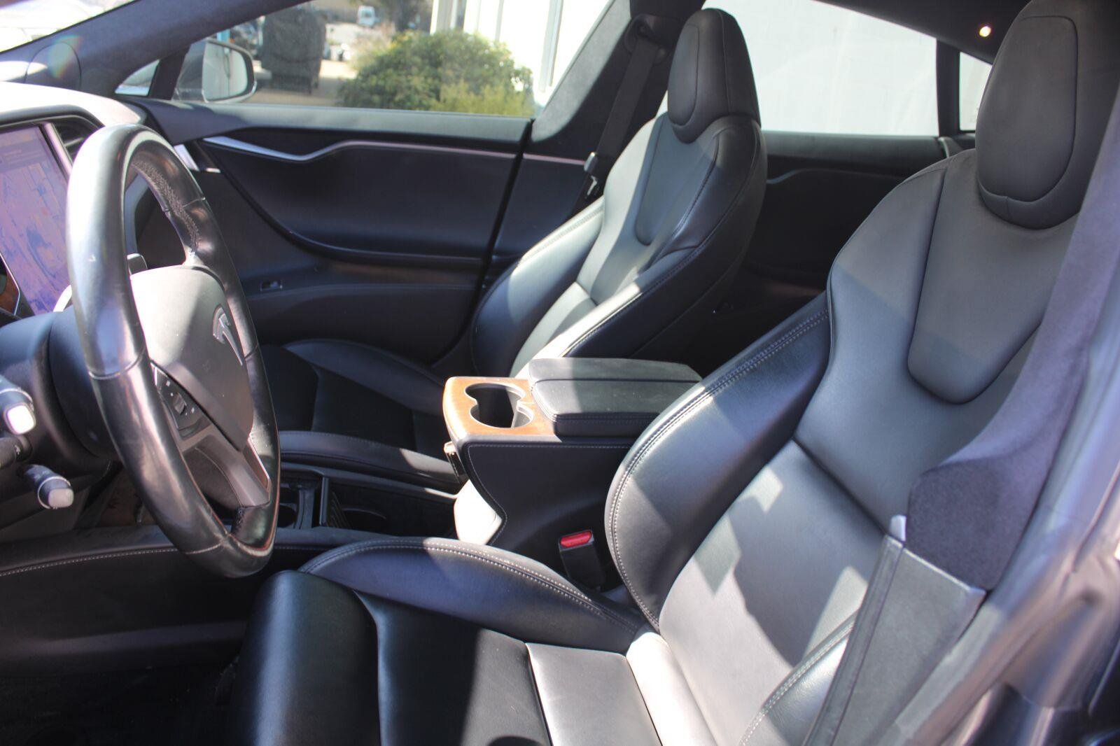 Used 2020 Tesla Model S Long Range Plus AWD/4WD image 6