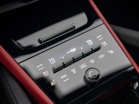 New 2026 Porsche Cayenne AWD/4WD image 19