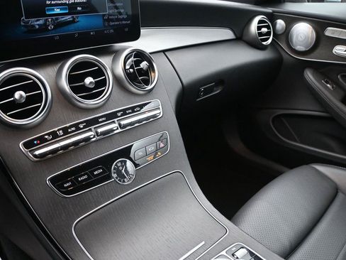 Used 2019 Mercedes-Benz C 300 4MATIC Cabriolet image 4