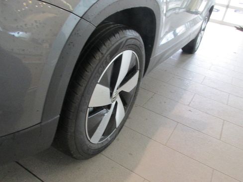 Used 2024 Volkswagen Taos S image 13