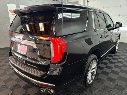 Used 2023 GMC Yukon Denali AWD/4WD image 9