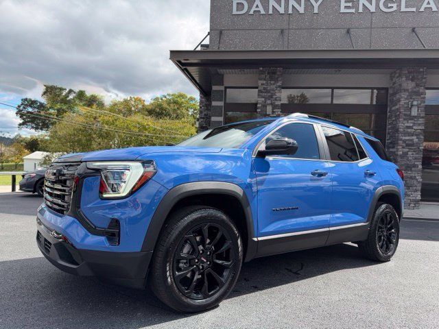 Used 2025 GMC Terrain Elevation w/ Elevation Premium Package AWD/4WD image 20