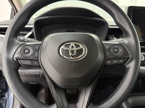 Used 2024 Toyota Corolla LE FWD image 9