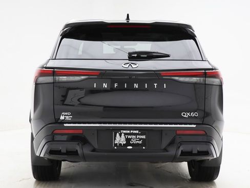 Used 2023 INFINITI QX60 Luxe w/ Vision Package image 8