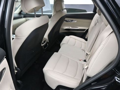 Used 2023 Genesis GV70 2.5T image 28