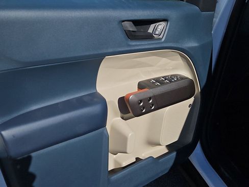 New 2026 Ford Maverick Lariat image 21