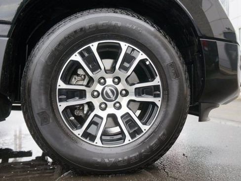 Used 2024 Nissan Titan SV w/ SV Convenience Package image 97