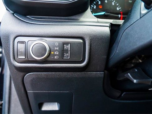 Used 2021 Ford Explorer 2WD image 15
