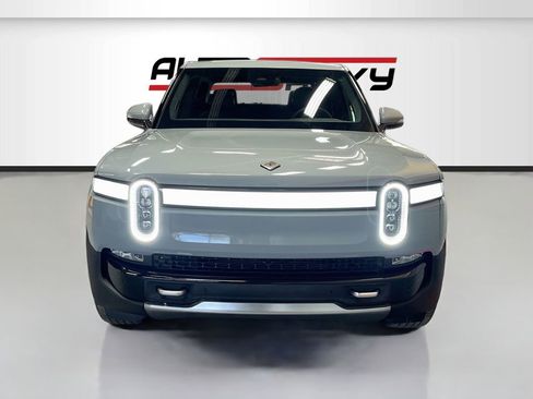 Used 2023 Rivian R1T Adventure AWD/4WD image 2