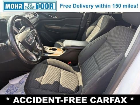 Used 2019 GMC Acadia SLE w/ LPO, Floor Liner Package FWD image 13