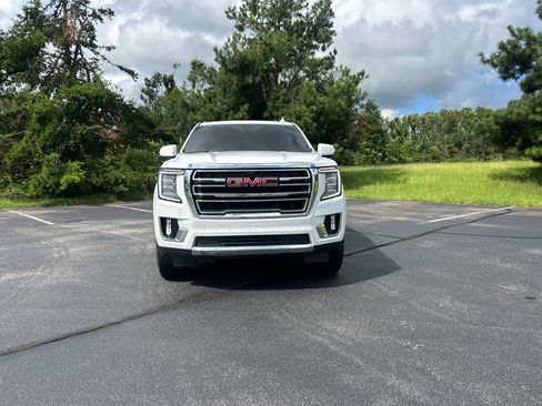 Used 2022 GMC Yukon SLT RWD image 2