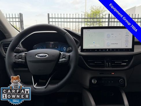 Used 2023 Ford Escape SE w/ PHEV Premium Package image 8